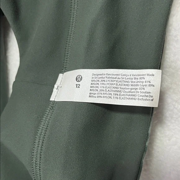 Lululemon Green Tie-Dye Scoop Neck Stretch Sports Bra sz 12 NWOT Comfy Fit - Picture 9 of 10